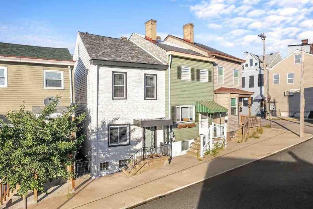 פיטסבורג Hip And Bright Lawerenceville 2 Bed Easy Parking מראה חיצוני תמונה